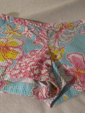Lilly Pulitzer Shorts  Size 10  USED